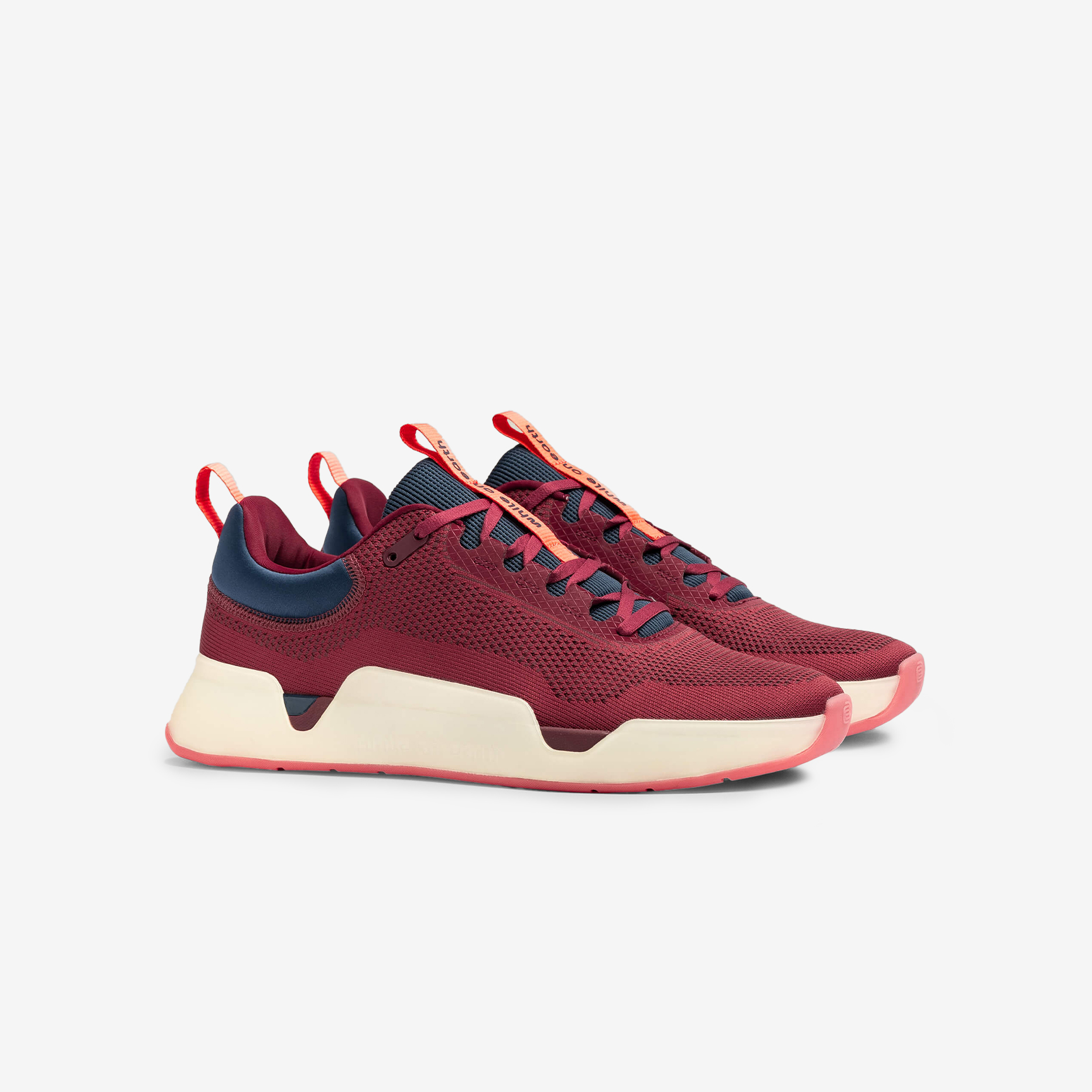 WHILE ON EARTH MOVE TRAINER 4946-Beet/Oat